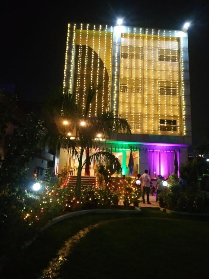 Varanasi Palace 外观 照片