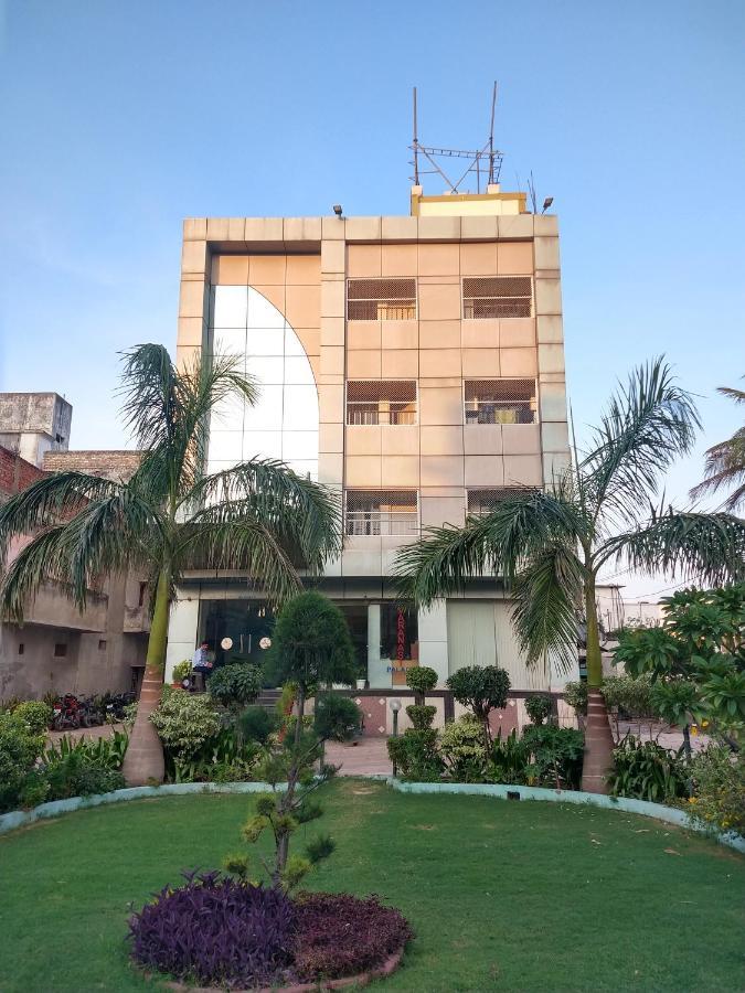 Varanasi Palace 外观 照片
