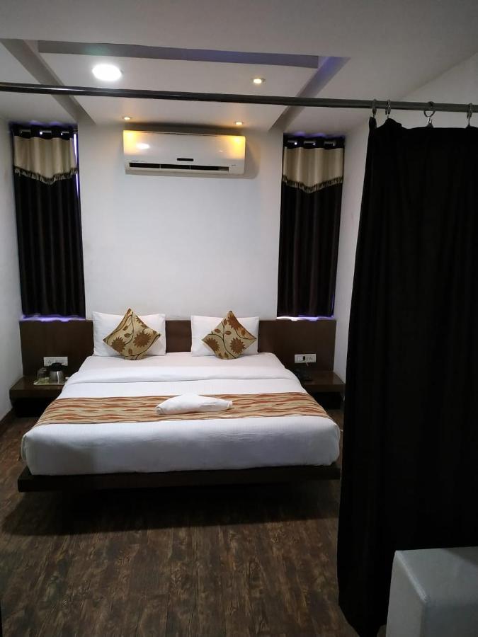 Varanasi Palace 外观 照片
